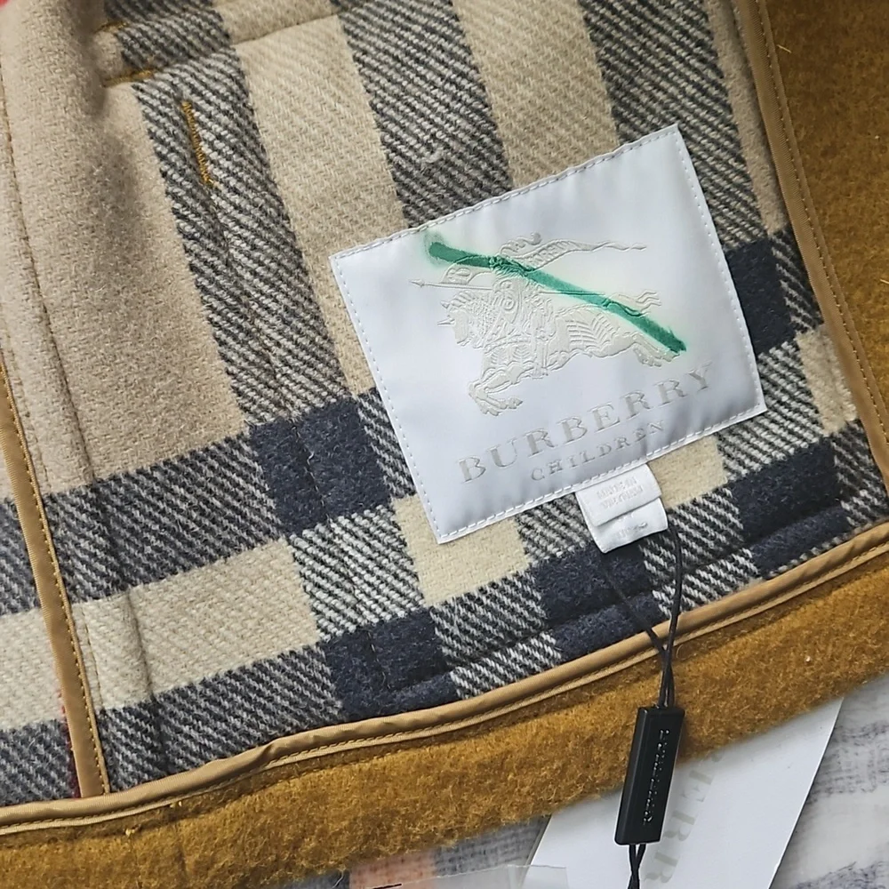 Burberry Children Wool Coat size 5Y - Picture 3 of 9
